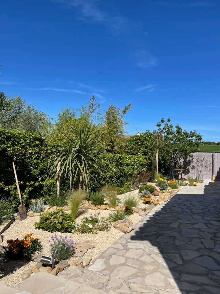 Création de jardin méditerranéen Fréjus